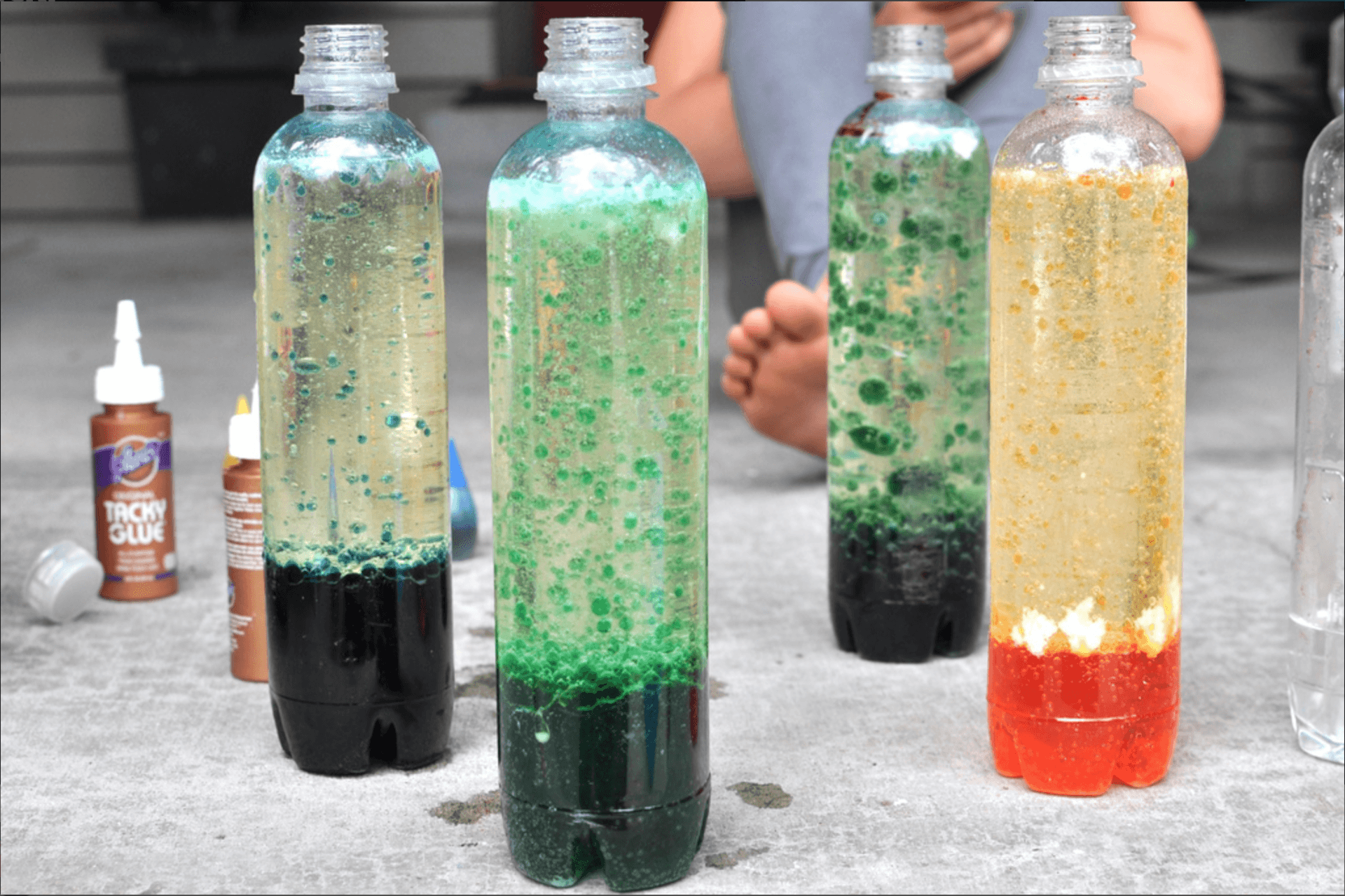 Colorful DIY Plastic Bottle Purse - DIY & Crafts