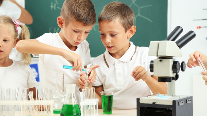 5 Ways to Get Kids Excited About Science - Camp Live Oak